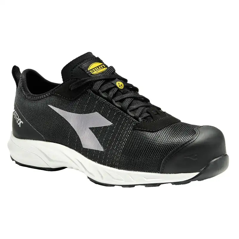 Diadora FLY Litebase Matryx LOW S3L Halbschuh schwarz – schwarz